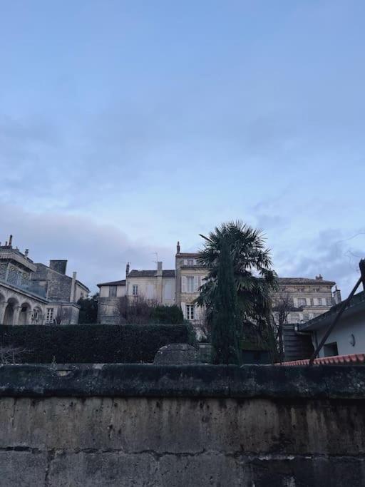 Maison + Parking Prive Au Coeur Angouleme 60M2 Dış mekan fotoğraf